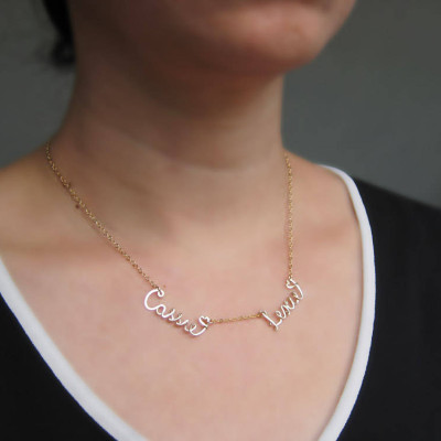 2 Name Halskette mit Tiny Hearts Gold gefüllt maßgeschneiderte Halsband mit zwei Kindern Namen für Großmutter oder Mutter von Zwillingen
