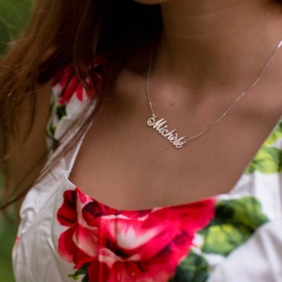 Zirkonia Anfangsnamenskette Rose Gold Plating Name Halskette personalisierte Namen Schmuck Weihnachtsgeschenk