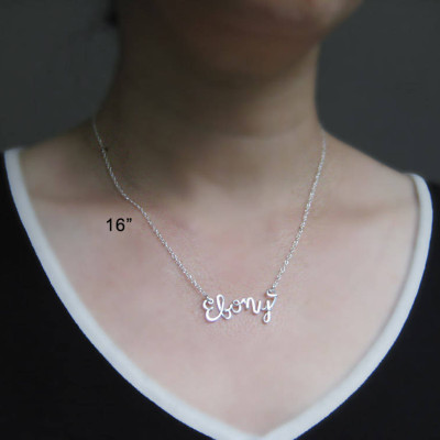 Cursive Namenskette mit einem kleinen Herzen personalisierte Kalligraphie Wort mit zarter Sterling Silber Kette - Mutter Schmuck