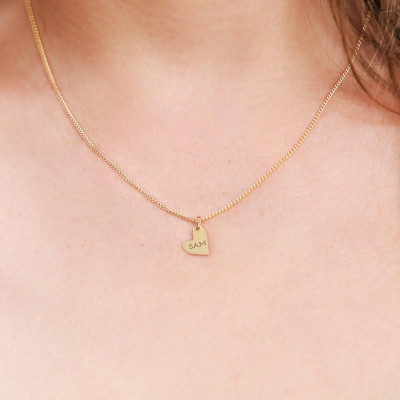 Individuelle Gravur Herz Halskette - Personalisierte Gravur Herz Halskette - Namenskette - Anfängliche Halskette - Gold Herz Charm