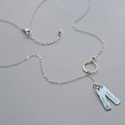 Dainty Silber Personalisierte Halskette - Vertikal Name Bar - Namensschild Halskette - Geburtstags Halskette - Customized Mütter Halskette - Geschenk für sie