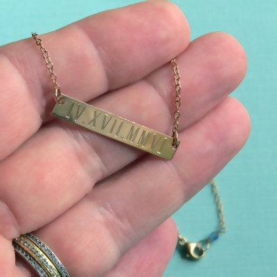 Gravierte Bar Halskette - Datum in den römischen Ziffern - Reck - Anniversary Gift - Koordinaten Bar Halskette - Personalisierte Wedding Date