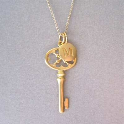 Gold Initial & Key Charme Halskette