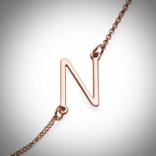 Deine Initialenkette aus Silber: So entsteht dein ganz persönliches Zeichen