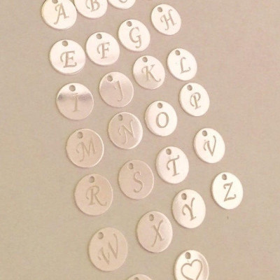 Layered Unendlichkeit und Initialen Halskette - personifizierte Discs - personalisierte Geschenk - Monogramm Halskette - Geschenk für Mamma - Geburtstags Geschenke