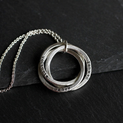 Verknüpfte Ringe Namenskette; Sterling Silber Interlocking Ringe Halskette; handgestempelt
