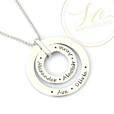 Name des Washer Duo Anhänger mit Kette - Personalisierte Hand Stamped Schmuck - Edelstahl Silber - Gold IP oder Rose Gold IP