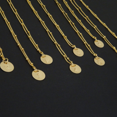 Personalisierte Disc Halskette - Brautjungfer benutzerdefinierte Anfangs neckalce - Satelliten Kette Halskette in Rose Gold Füllung - Gold füllen - Sterling Silber