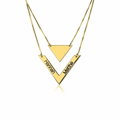 Personalisierte Chevron Halskette - Chevron Anhänger mit Namen - Geometrische Halskette - Chevron Halskette - gravierte Halskette - Namens Schmuck - Liebe Geschenk