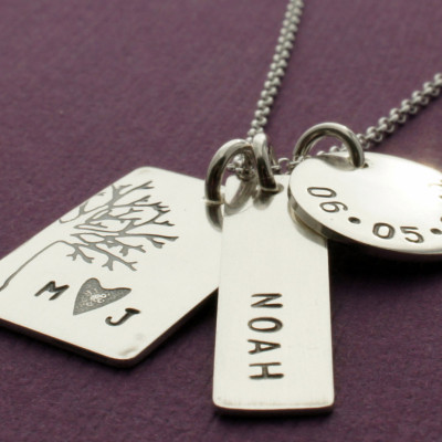 Personalisierte Family Tree Halskette Unter der Eiche Anhänger Custom Hand Stamped Paare Initialen Tree of Life Charm von EWD