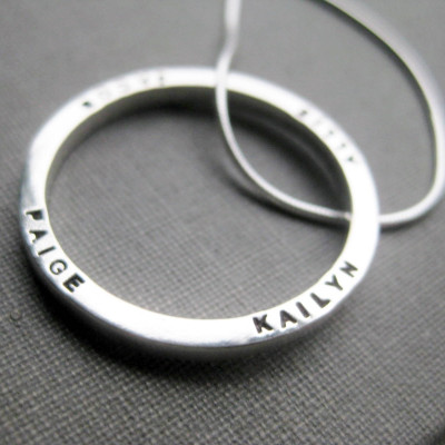 Personalisierte Ring Halskette Tiny Font - Profil - Memory Halskette
