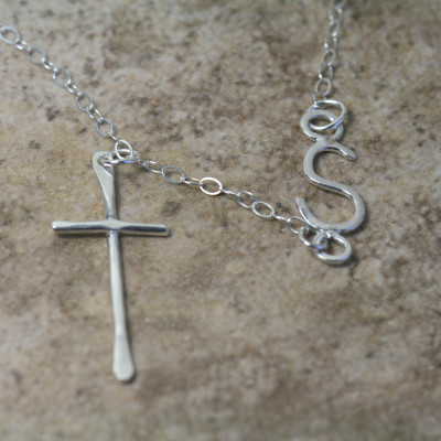 S Halskette - Initial Halskette mit Kreuz - Kreuz Halskette mit Initial Initial Halskette S - personalisierte - kundenspezifische Geschenk für Frauen - Geschenk für sie