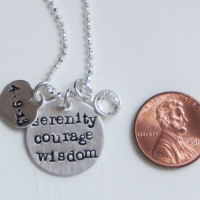 Ruhe Gebets inspirierend Halskette aus Sterling Silber Courage Wisdom Datum Geburtsstein Sobriety AA Schmuck