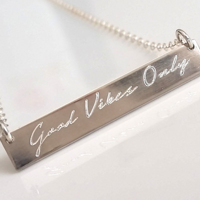 Silber Halskette Nameplate Bar Halskette Personalisierte Individuelle Gravur Bar Halskette Custom Message Inspiration Good Vibes Nur