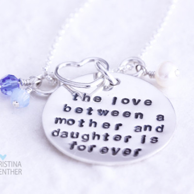 Die Liebe zwischen Mutter und Tochter ist für immer Sterling Silber Hand Stamped Halskette mit Birthstone Crystals Christina Guenther