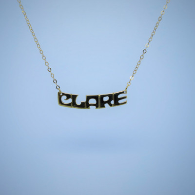 Clare Nameplate Halskette