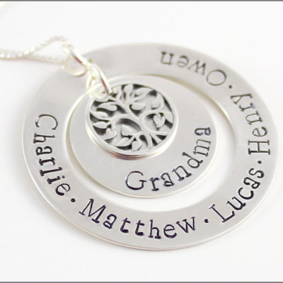 Kreative Geschenke für Sie | Personalisierte Silber Großmutter Halskette - Denkwürdige Geschenke für Sie - individuell gestaltete Namenskette - populäres Geschenk für sie