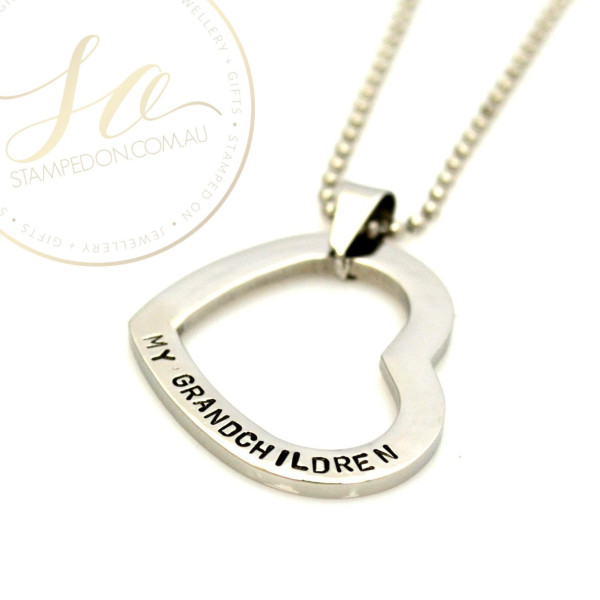 Benutzerdefinierte Schwimmdock Herz Waschmaschine Personalisierte Hand Stamped Pendant & Chain Edelstahl Silber - Gold IP oder Rose Gold IP