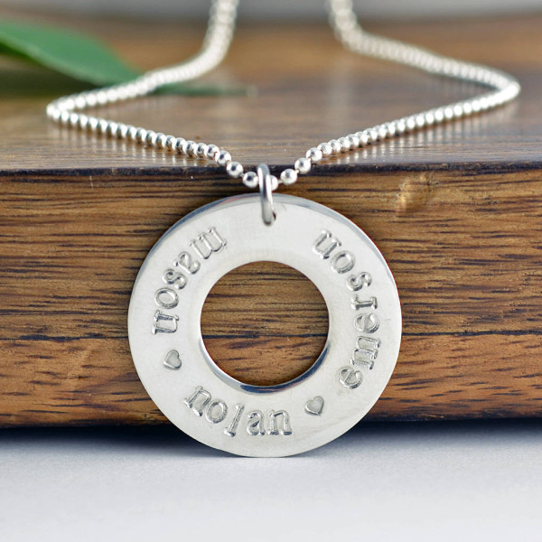 Hand Stamped Washer Halskette - Mutter Halskette - silberne Halskette - Namenskette - Mommy Halskette - Amuletten - Geschenk Idee - Halskette für Mamma