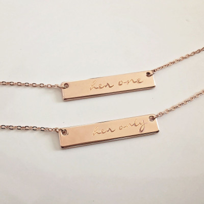Ihr One ihr allein - Rose Gold Bar Halskette Set - Lesbe Halsketten Satz - Personalisierte Bar Halskette - Valentinstag Jahrestag