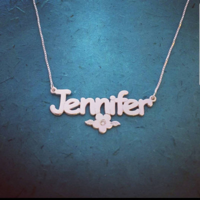 Jennifer Silber Namenskette Blume Stil Namenskette Kleine Größe Halskette Personalisierte Halskette Blume und Geburtsstein Weihnachtsgeschenk
