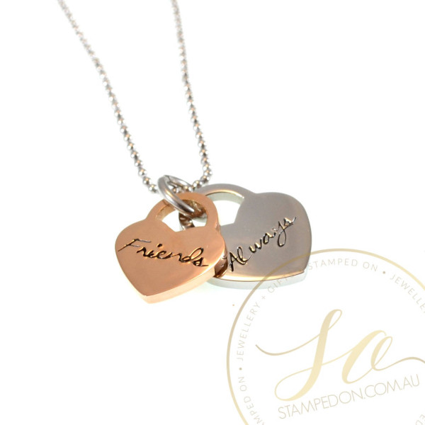 Personalisierte Hand Stamped Anhänger aus Edelstahl in Silber, Gold und Roségold - Verschlossenes Herz Duo