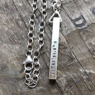 Männer Personalisierte Halskette aus Sterling Silber SOLID Bar Halskette 4 seitig Dad Hipster Vati Halskette Bar Vatigeschenk