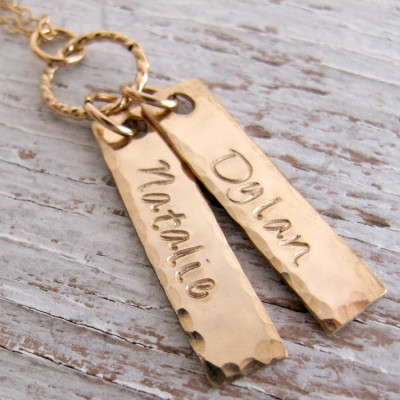Personalisierte Gold füllte die Mutter Halskette - Hand Stamped - Kindernamen - Schlagwörter - Geschenk für sie - Weihnachtsgeschenk - Großmutter Halskette