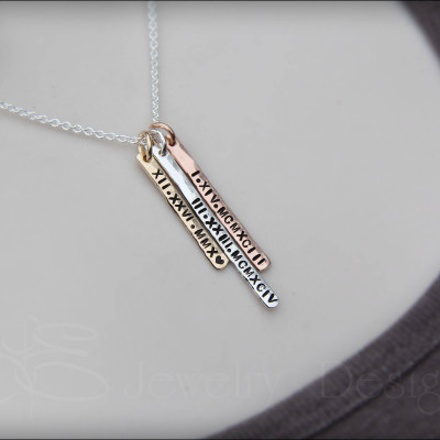 Römische Ziffern BAR Halskette Gold - Silber - Rotgold vertikale Balken - dünn bar Halskette - Mutter Halskette - Mischmetall - handgestempelt bar