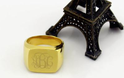 Dein persönlicher Glanz: Der Monogramm Initialen Ring vergoldet