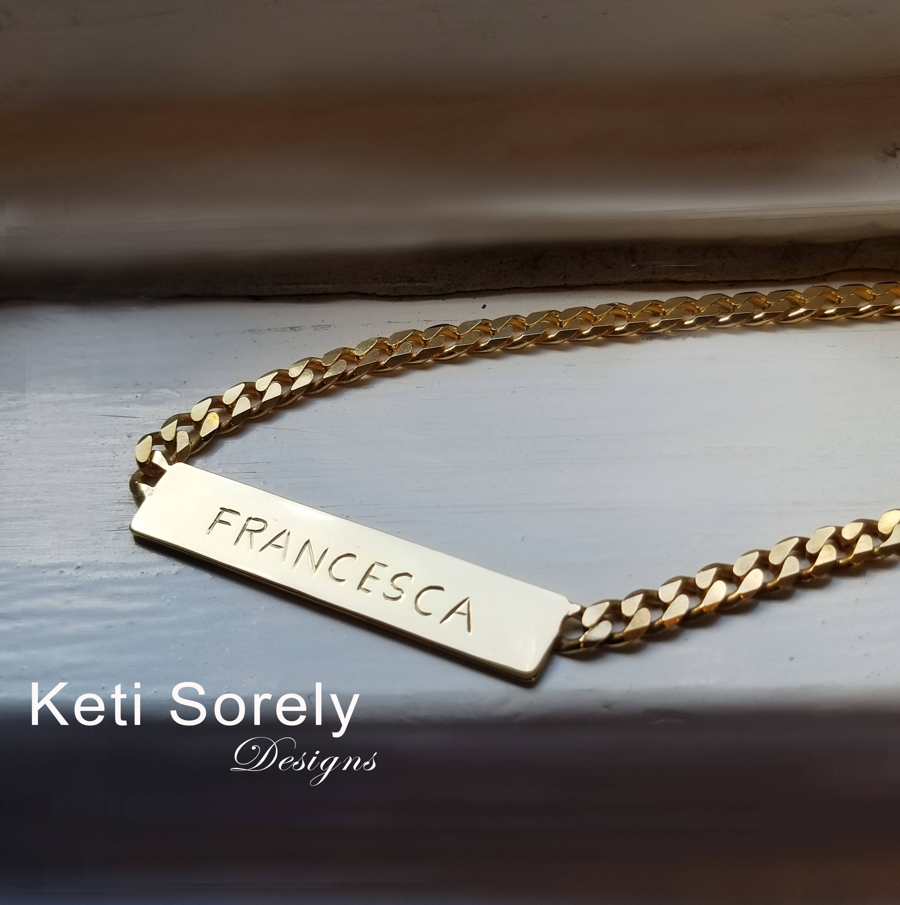 Personalisierte Gravur Bar Halskette aus Sterling Silber in Gelbgold oder Ros&eacute;gold - Gro&szlig;e Kandare Ketten Halskette f&uuml;r M&auml;nner und Frauen