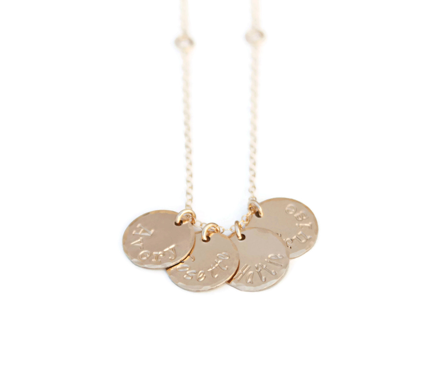 Personalisierte Gold Halskette mit vier Namen - Mommy Charme Disc Anh&auml;nger - M&uuml;tter Schmuck