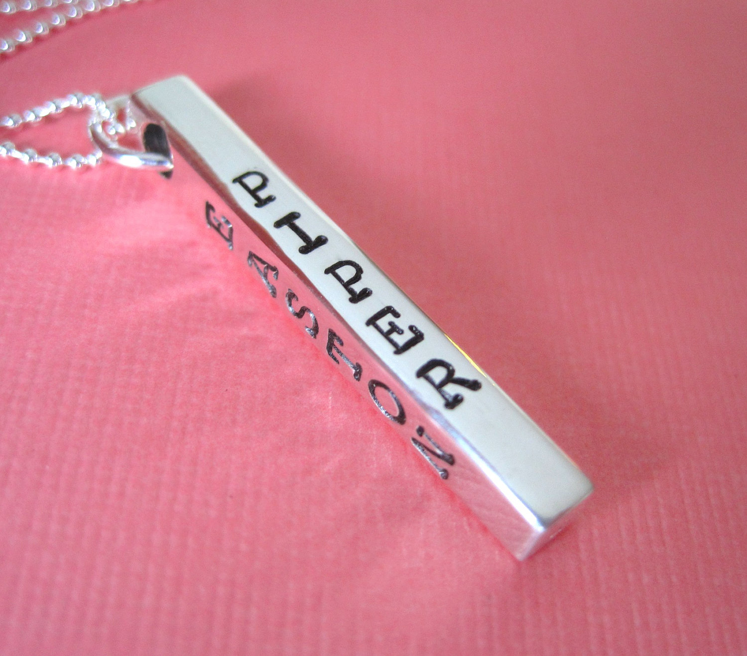 Personalisierte Handgestempelte Halskette aus Sterling Silber | Individueller Schmuck