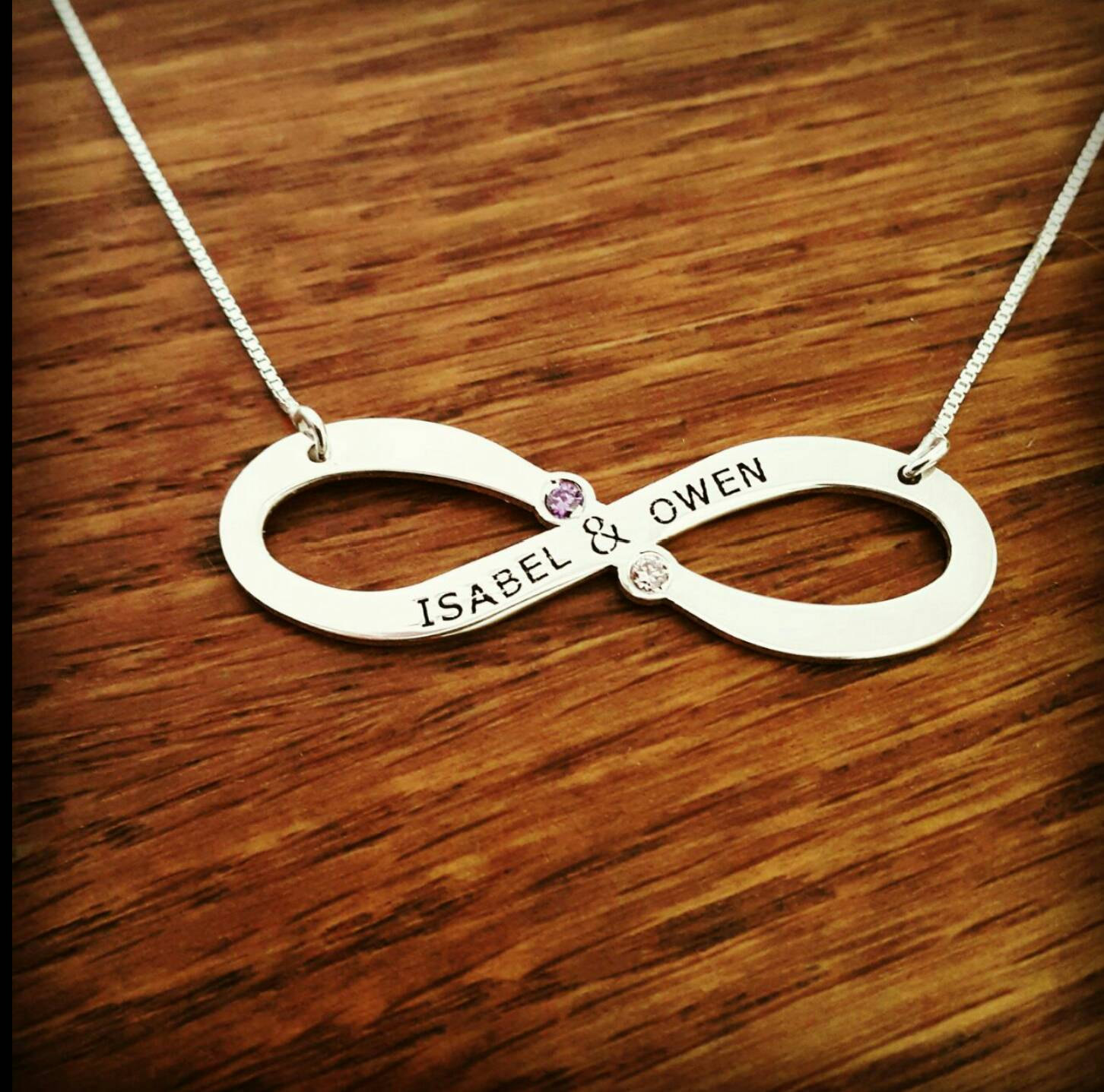 Personalisierte Unendlichkeit 2 Name Halskette mit Birthstone - Sterling Silber - Zeichen f&uuml;r Unendlichkeit