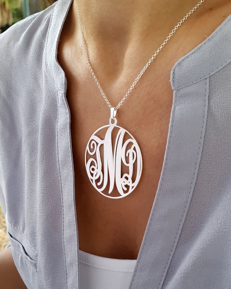 Personalisierte Monogramm Halskette aus 925 Sterling Silber - Gro&szlig;es Kreis Monogramm - 1 bis 75 Zoll - Geschenk f&uuml;r sie