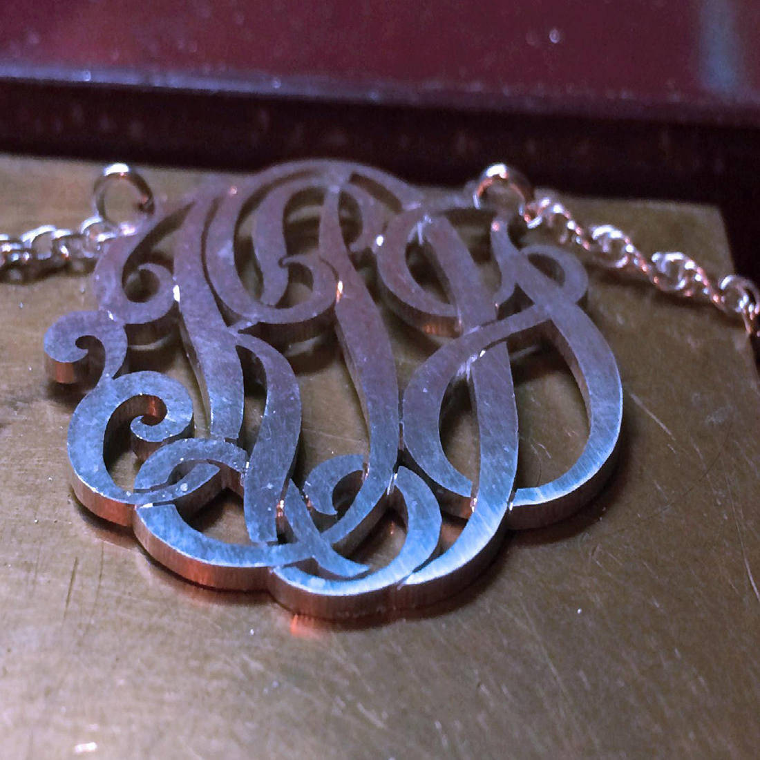 Handgefertigte Designer Monogramm Anfang Halskette aus Sterling Silber - Personalisiertes Monogramm - Made in USA - 14 Zoll