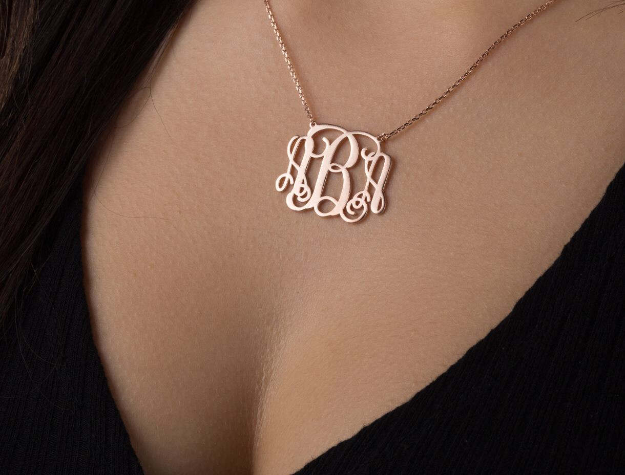 Personalisierte Monogramm Halskette aus Gold - Initiale - Personalisierter Schmuck
