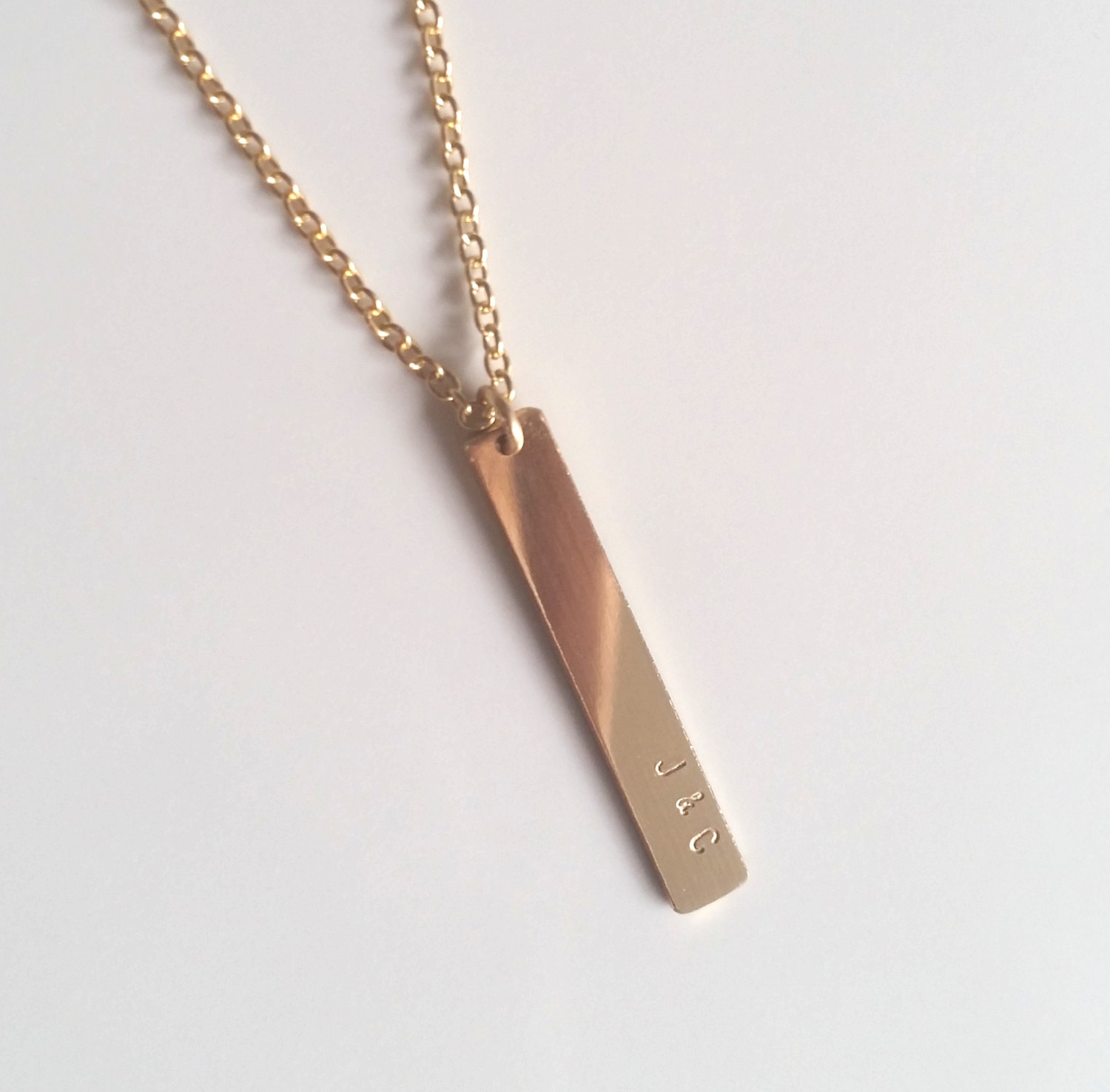 Personalisierte Goldbarren Halskette mit individueller Gravur | Typenschild Bar Kette