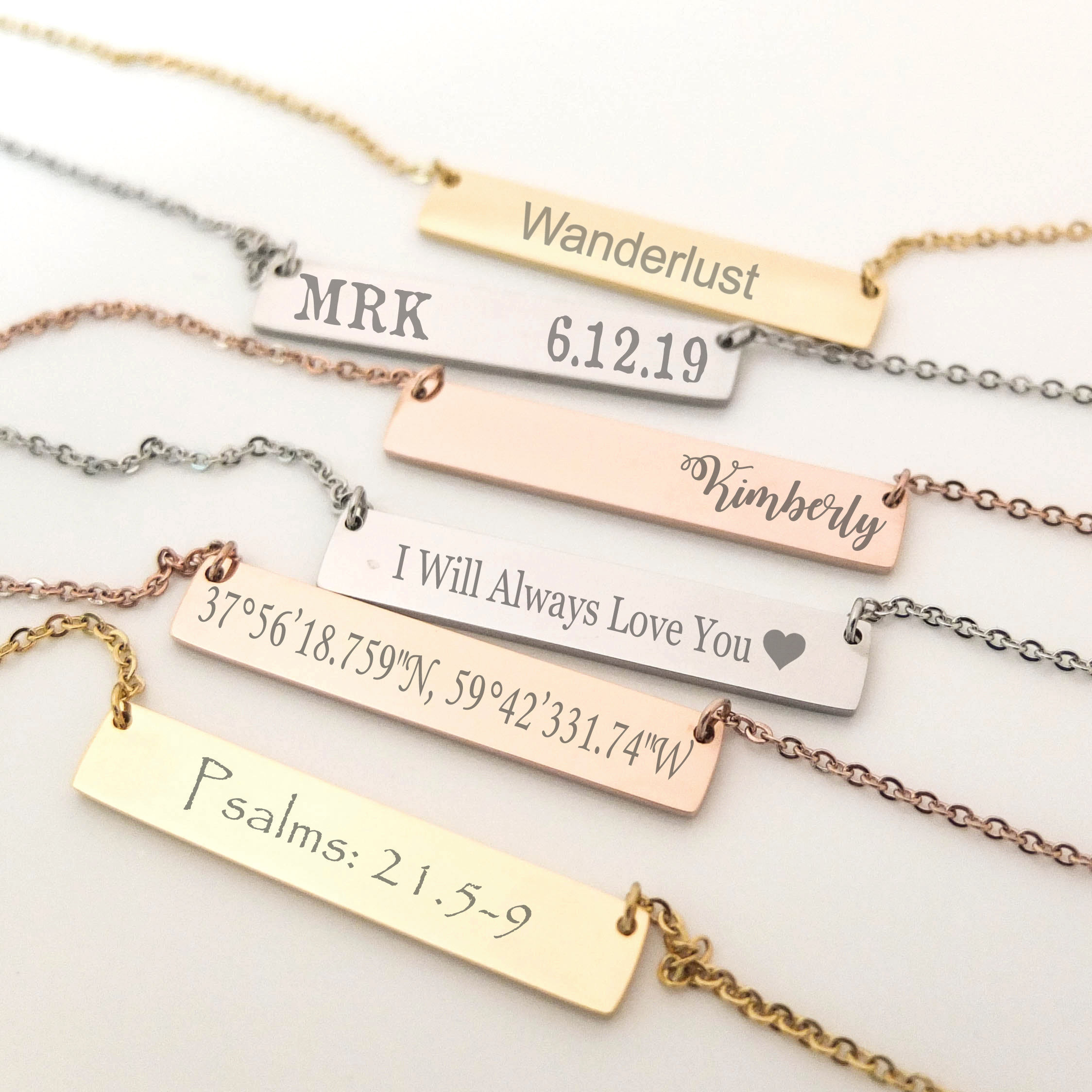 Personalisierte Silberbarren Halskette mit r&ouml;mischen Ziffern und individuellem Namen - Monogramm und Koordinaten - Brautjungfern Geschenk - Namenskette