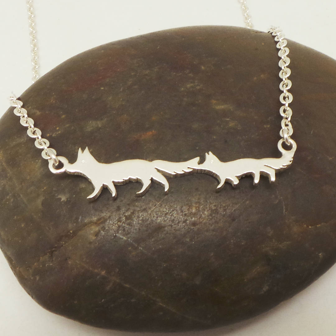 Silber Mutter und Kind Fuchs Halskette | Fuchs Schmuck | Wolf Halskette | W&ouml;lfe | Geschenk f&uuml;r Wolfliebhaber | Geschenk f&uuml;r sie | Weihnachtsgeschenk | Werwolf