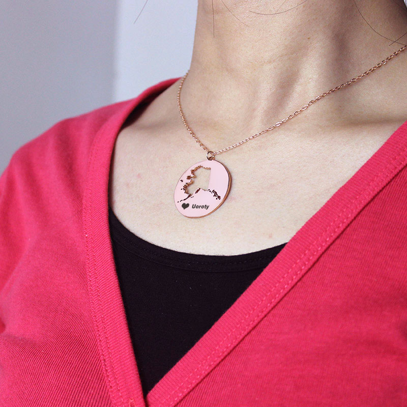 Personalisierte Alaska Disc State Halskette mit Herzname in Ros&eacute;gold