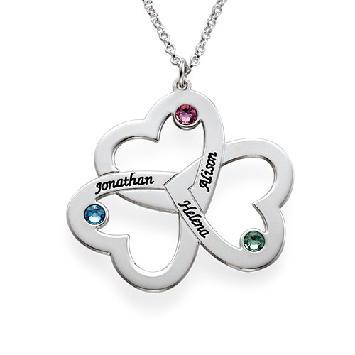 Personalisierte Triple Herz Halskette - Individuelle Geschenkidee f&uuml;r Sie