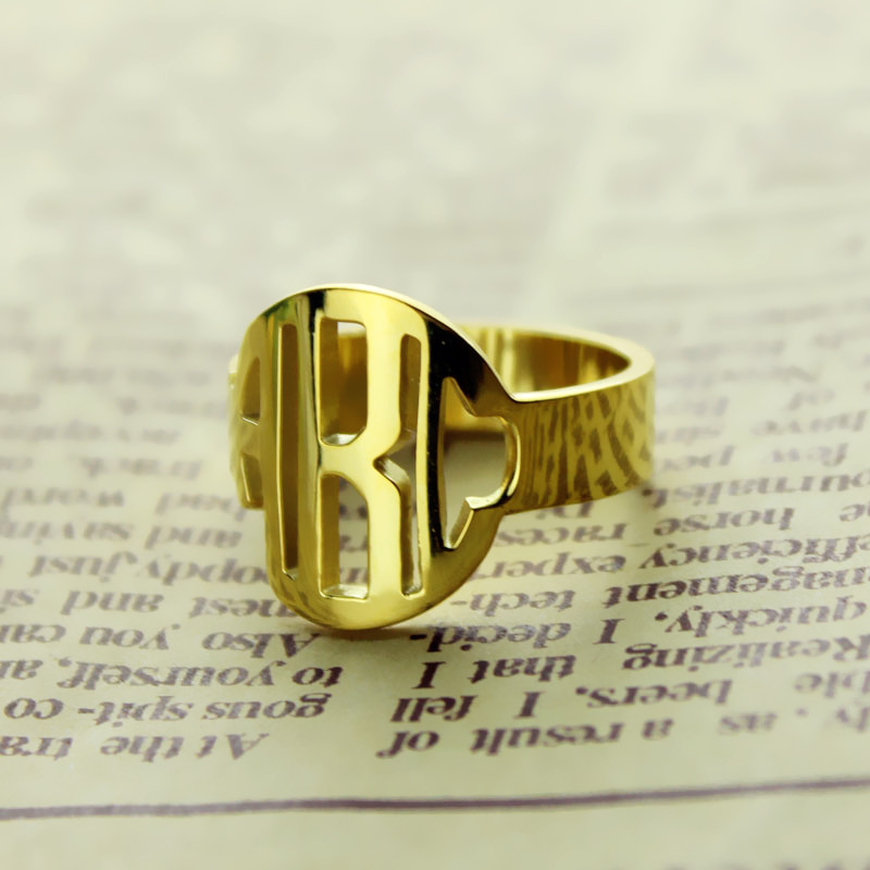 Personalisierter Kreisblock Monogramm 3 Initialen Ring aus massivem Gold