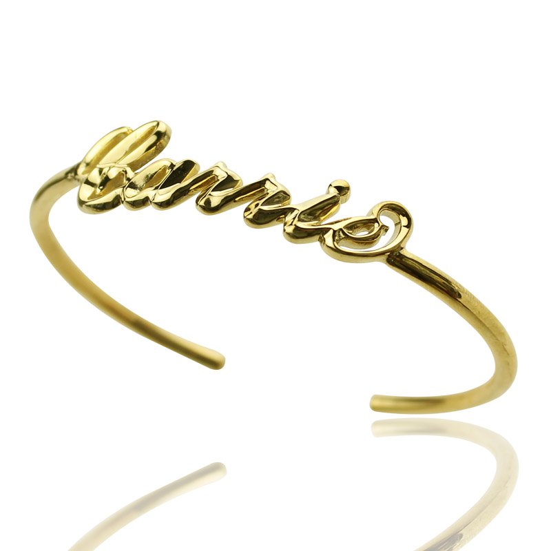 Personalisierter Armreif mit Namen, vergoldet mit 18 Karat Gold