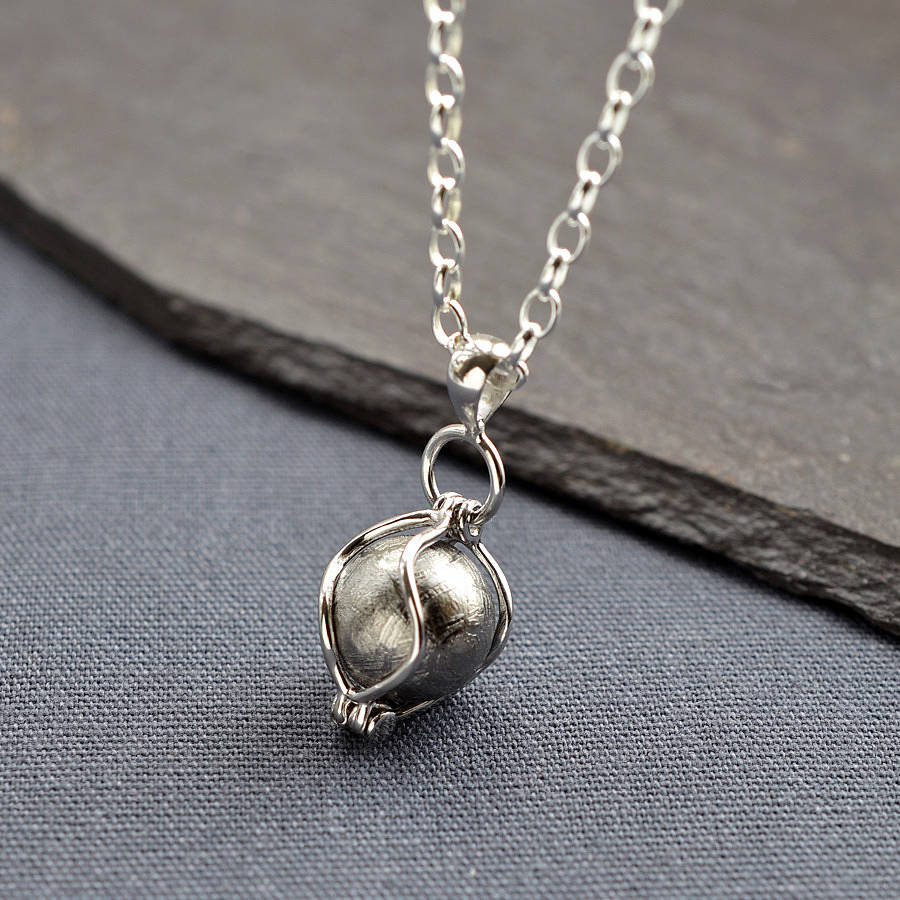 Meteorit Spinning Kugel Halskette - Hochwertiger Schmuck aus echtem Meteorit - Handgefertigt