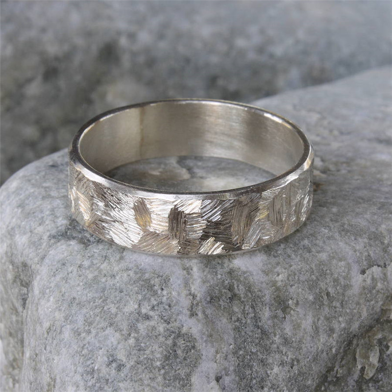 Handgemachter Unisex Strukturierter Silber Band Ring - Hochwertiger Schmuck